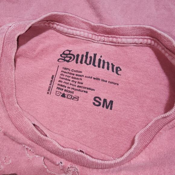 Sublime Urban Outfitters Women's Distressed w/ Holes Oversized Tee T-Shirt S/M - Picture 5 of 5
